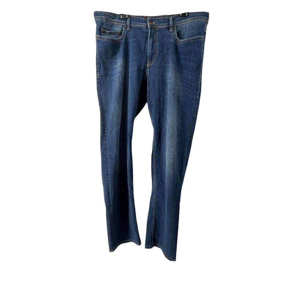 MAC Jeans Mens Blue Denim Straight Leg Relaxed Fit Size 38 x 34 Inch Pants